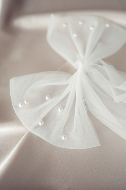 Pearl Bow